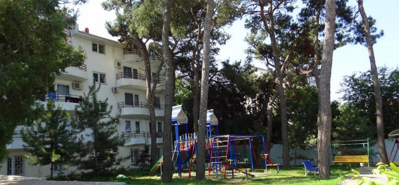 ЧЕРНОМОРСКИЙ, гостевой дом - 3