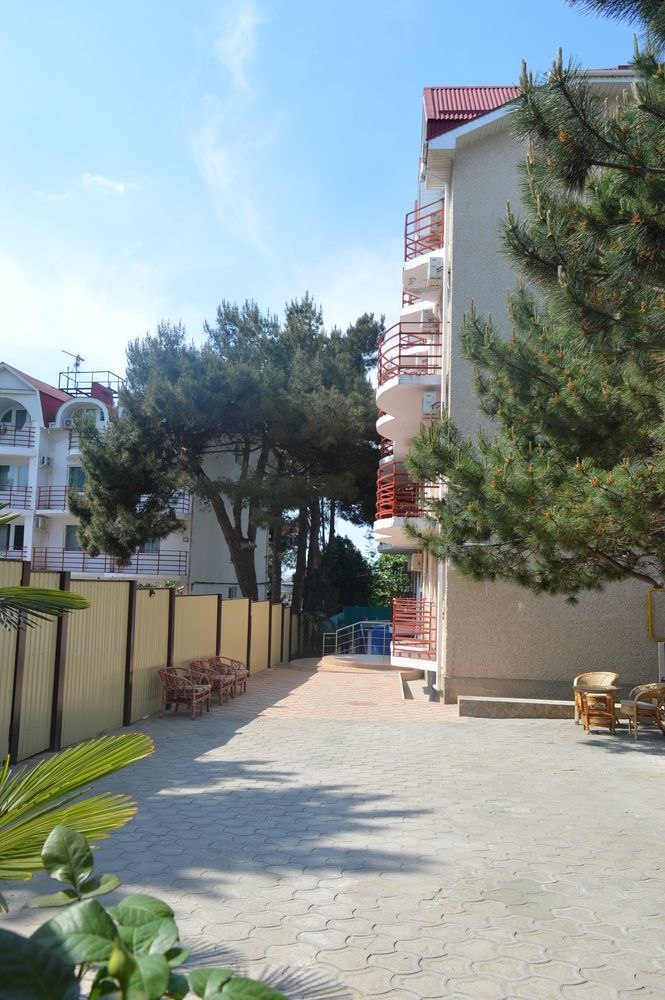 ЧЕРНОМОРСКИЙ, гостевой дом - 5