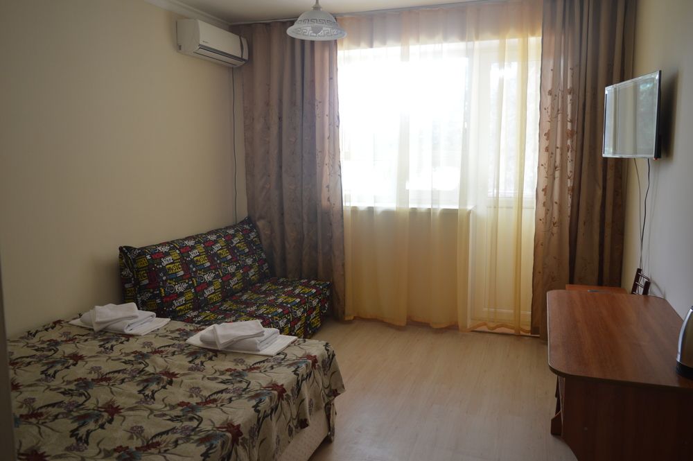 ЧЕРНОМОРСКИЙ, гостевой дом - 29