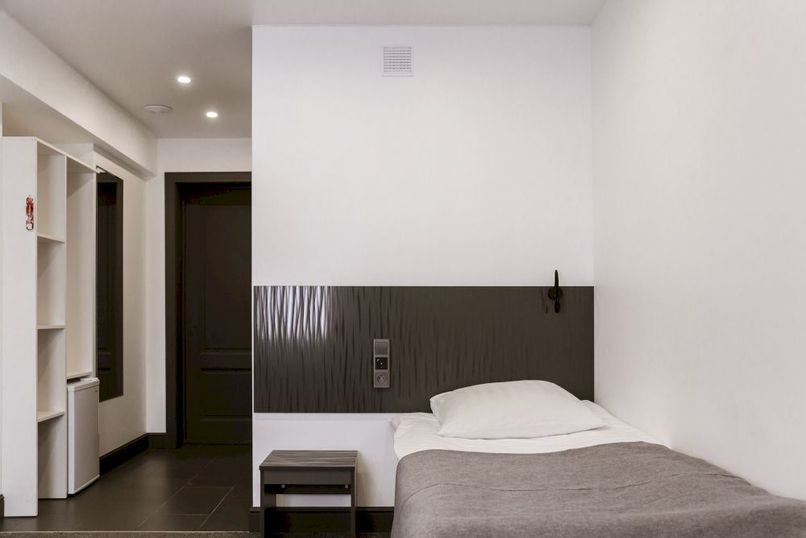 ГЕЙЗЕР, городская гостиница - 4