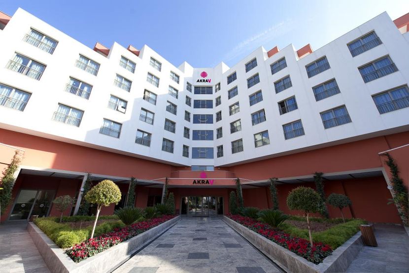 Akra - v Hotel - 1