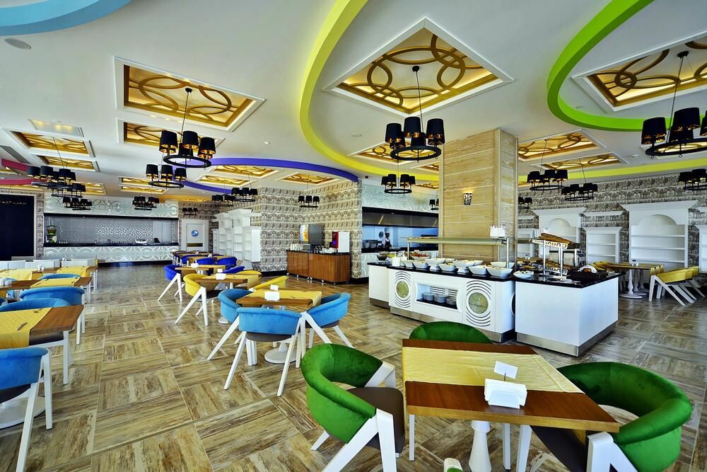 Azura Deluxe Resort & Spa - 23