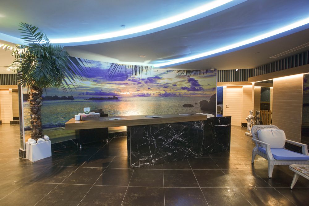 Azura Deluxe Resort & Spa - 36