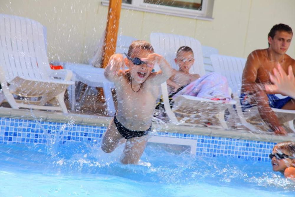 РОДНИК, санаторий (дети с лечением от 4-х лет) - 15