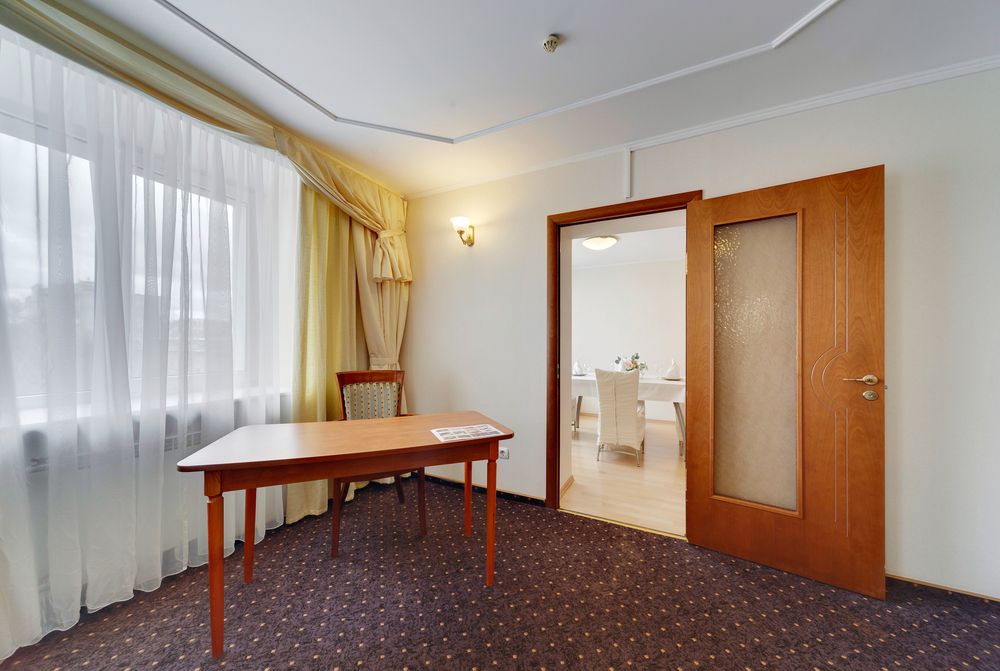 ПОЛЮСТРОВО, отель - 93