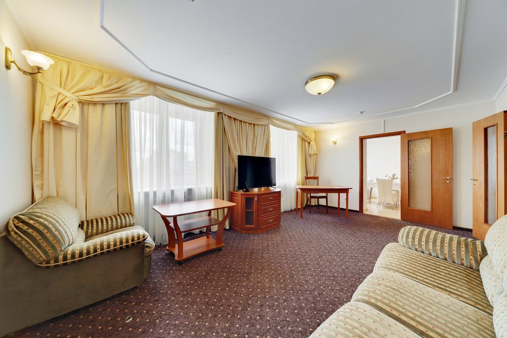 ПОЛЮСТРОВО, отель - 92