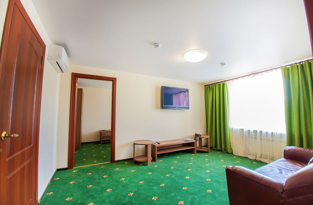 ПОЛЮСТРОВО, отель - 81