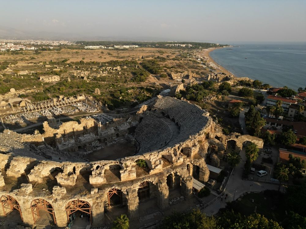 Castival Hotel Side - 7