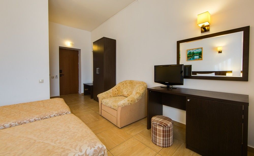 АНАПА ЛАЗУРНАЯ, пансионат - 45