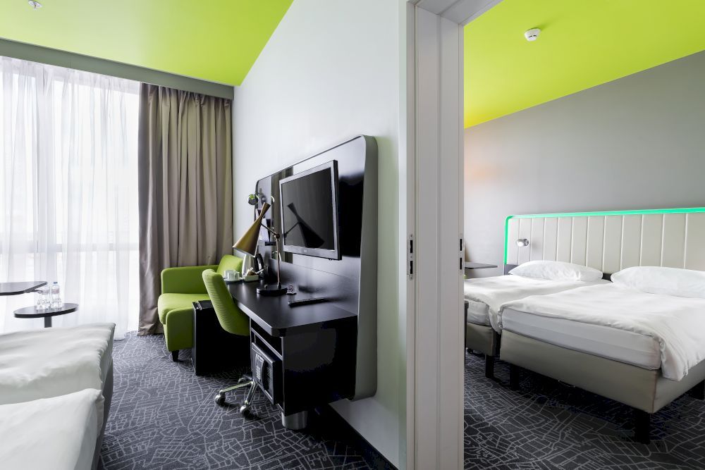 COSMOS SAINT-PETERSBURG PULKOVO AIRPORT HOTEL (бывш. PARK INN BY RADISSON PULKOVO AIRPORT)  - 35