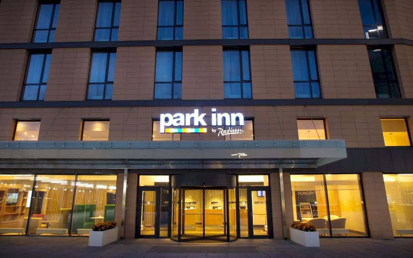 COSMOS SAINT-PETERSBURG PULKOVO AIRPORT HOTEL (бывш. PARK INN BY RADISSON PULKOVO AIRPORT)  - 4