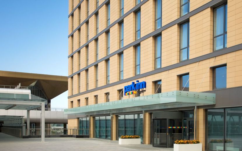 COSMOS SAINT-PETERSBURG PULKOVO AIRPORT HOTEL (бывш. PARK INN BY RADISSON PULKOVO AIRPORT)  - 1