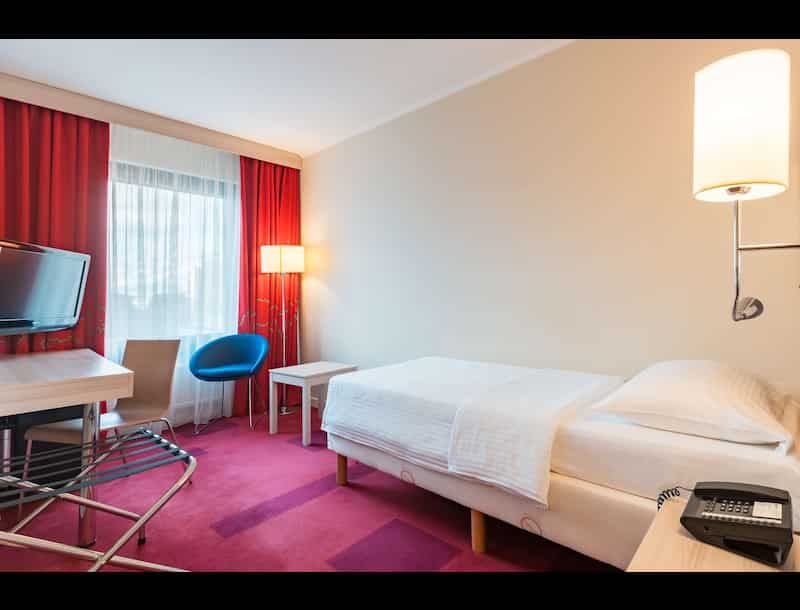 COSMOS SAINT-PETERSBURG PULKOVSKAYA, гостиница (ex. PARK INN BY RADISSON PULKOVSKAYA) - 17