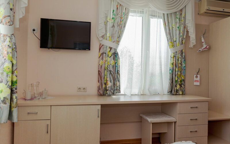 КРИСТАЛЛ УЮТ, пансионат - 52