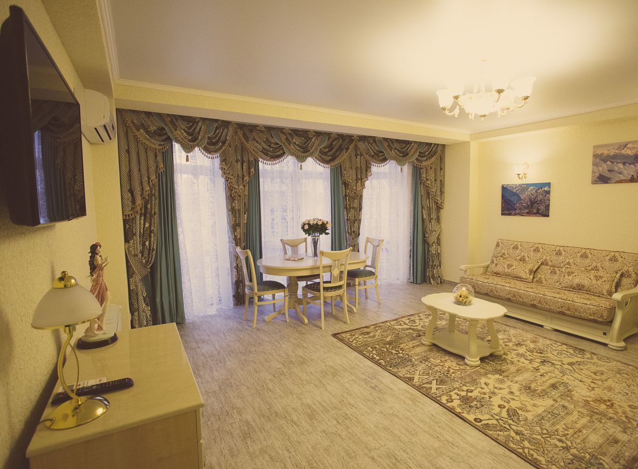 ФРАНЦУЗСКИЙ КВАРТАЛ, отель - 44