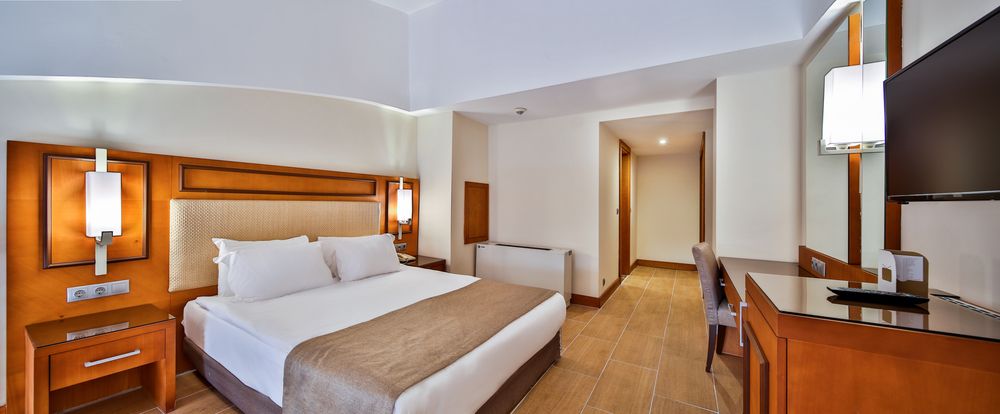 Crystal Prestige Pearl Collection - 43