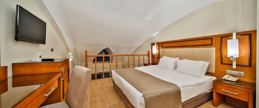 Crystal Prestige Pearl Collection - 48