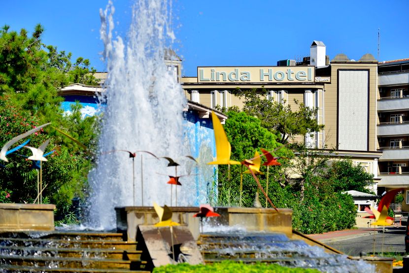 Linda Resort Hotel - 1