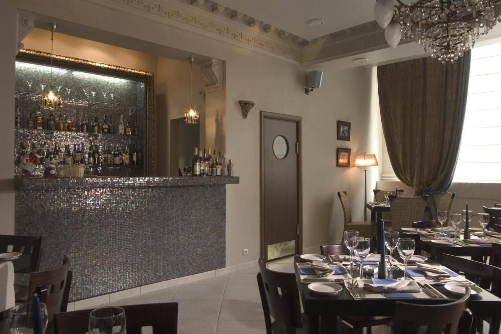 БРАТЬЯ КАРАМАЗОВЫ, отель - 4