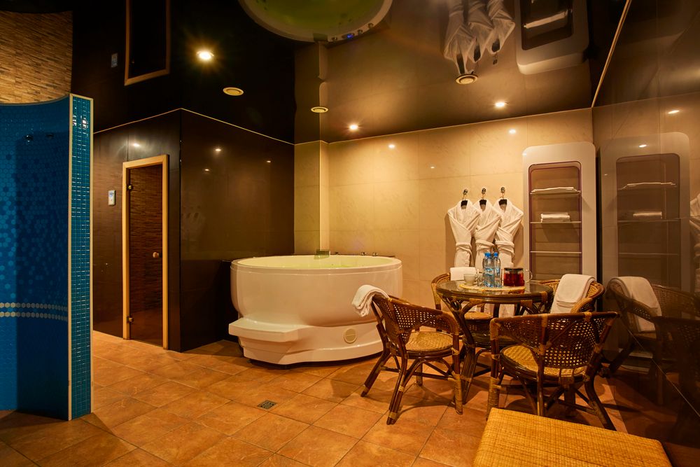 LE VASHOFF HOTEL - 12