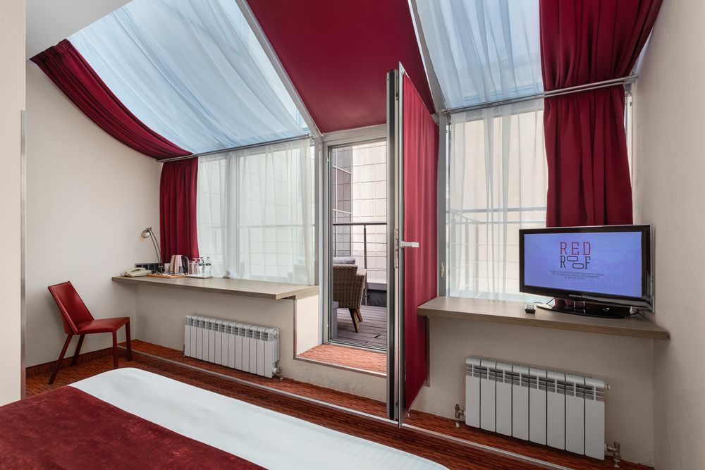 RED STARS HOTEL - 62