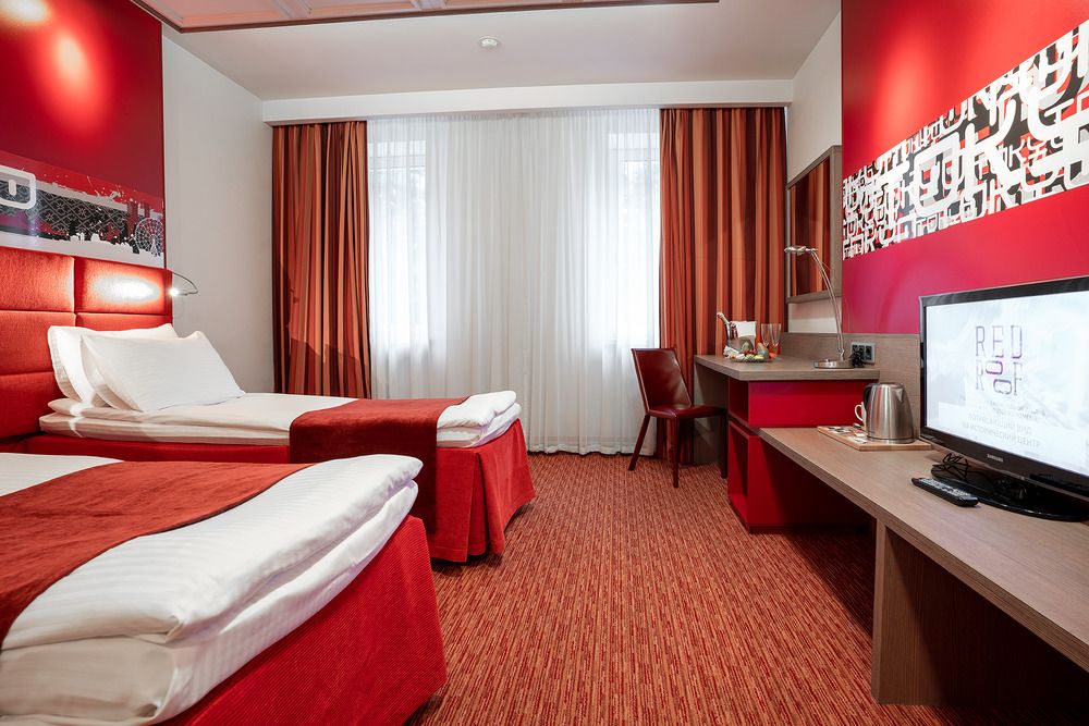 RED STARS HOTEL - 48