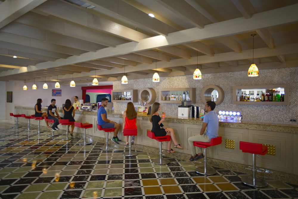 Royal Alhambra Palace Hotel - 65