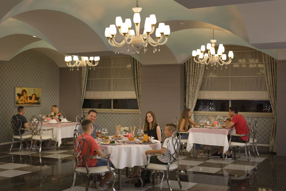 Royal Alhambra Palace Hotel - 50