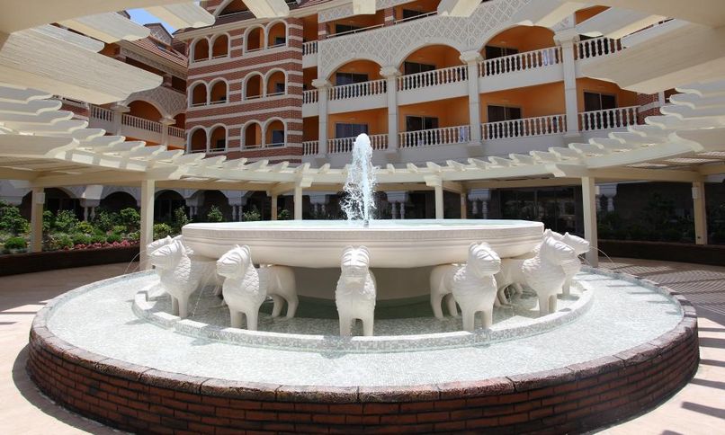 Royal Alhambra Palace Hotel - 4