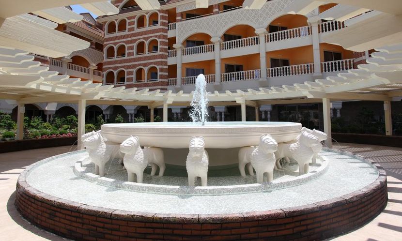 Royal Alhambra Palace Hotel - 4