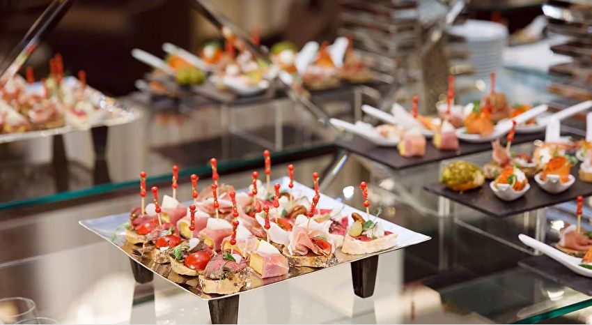 LAHTA PLAZA HOTEL - 8