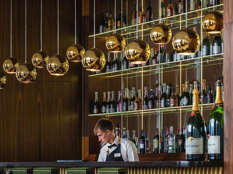 LAHTA PLAZA HOTEL - 1