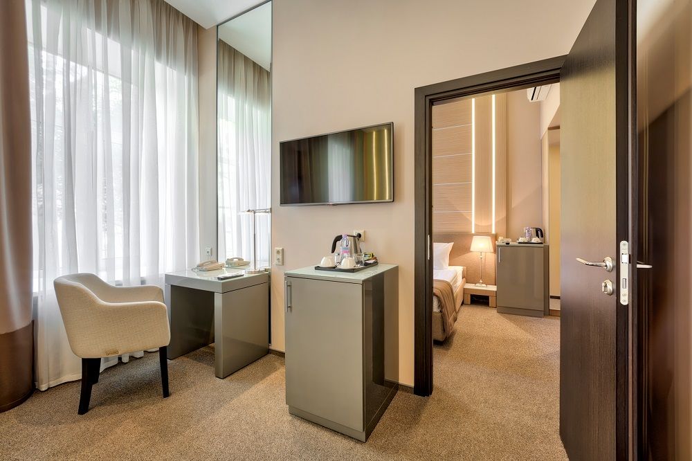 БУТИК-ОТЕЛЬ 1852 - 30