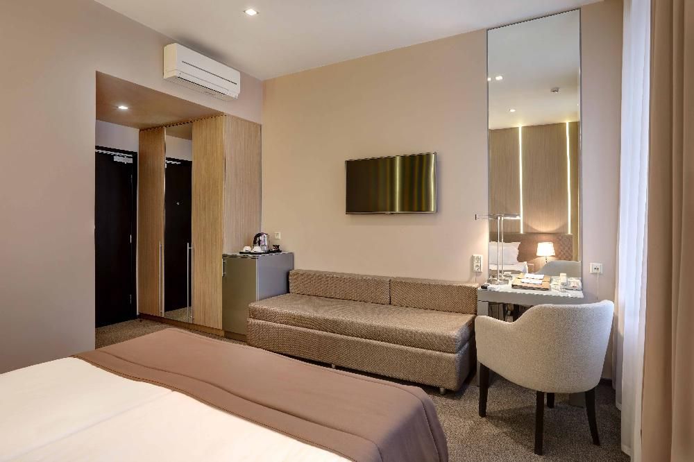 БУТИК-ОТЕЛЬ 1852 - 26