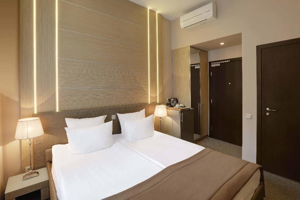 БУТИК-ОТЕЛЬ 1852 - 7