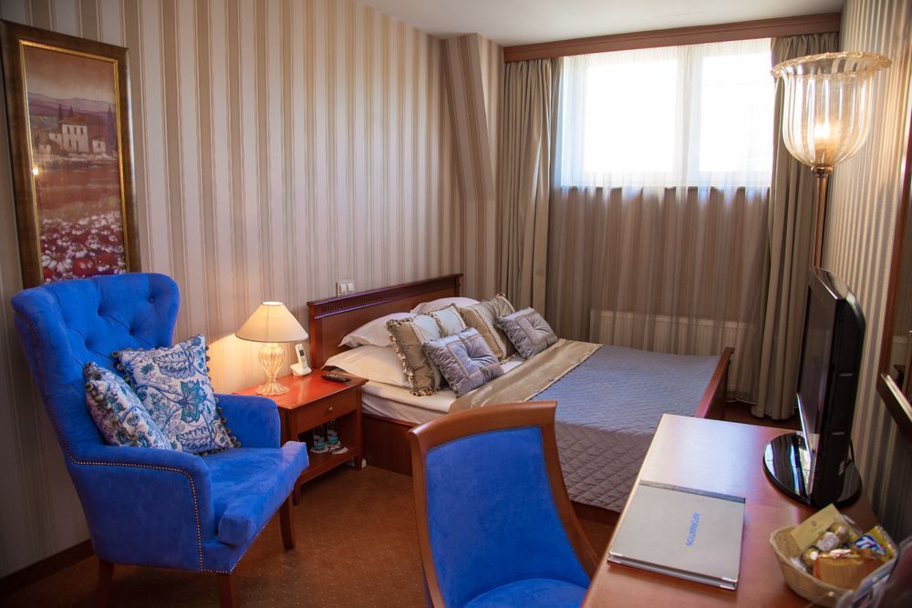 АВТОР БУТИК ОТЕЛЬ - 8