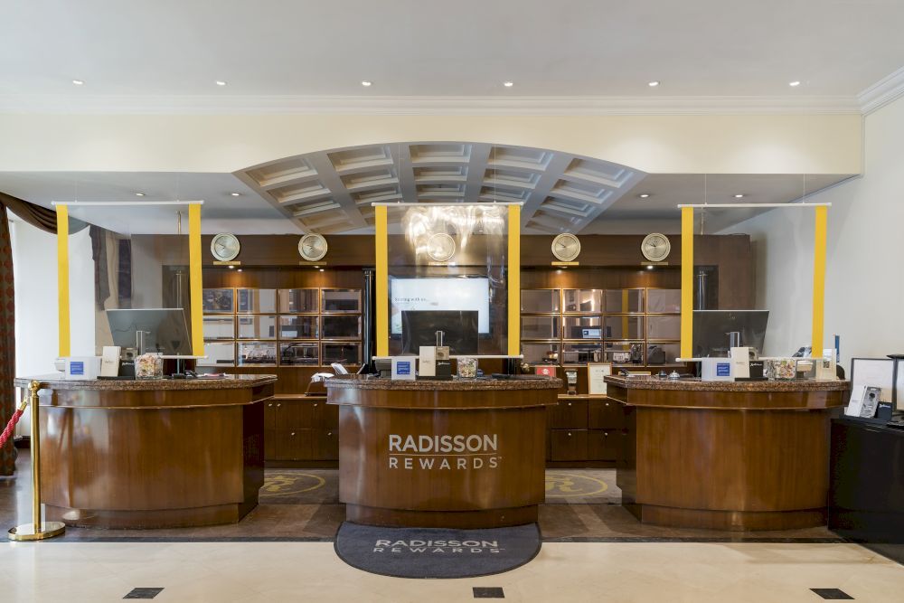 COSMOS SELECTION ST. PETERSBURG NEVSKY ROYAL HOTEL (бывш. RADISSON ROYAL), отель - 9