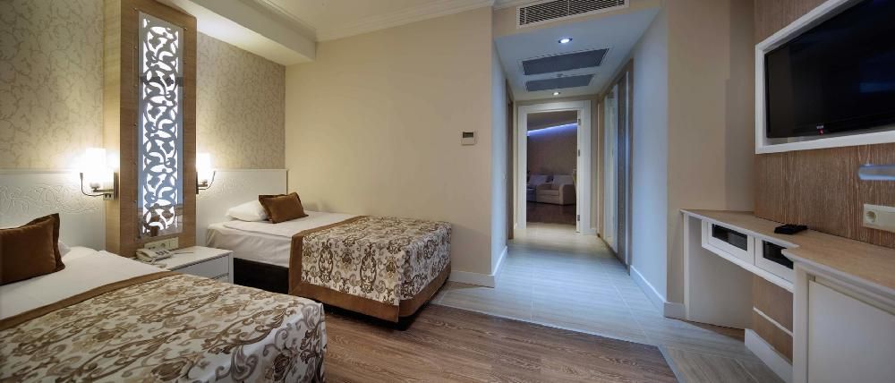 Crystal Sunset Pearl Collection - 81