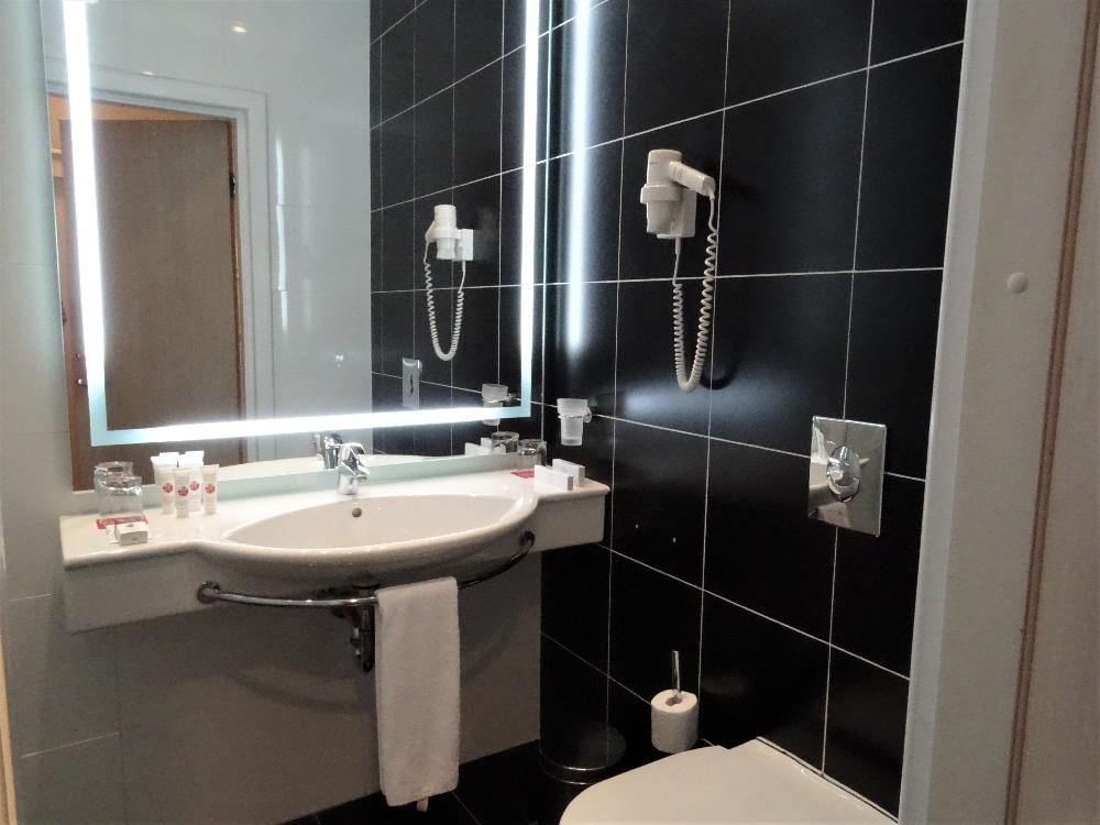 RAMADA HOTEL & SUITES BY WYNDHAM ALABUGA, отель - 9