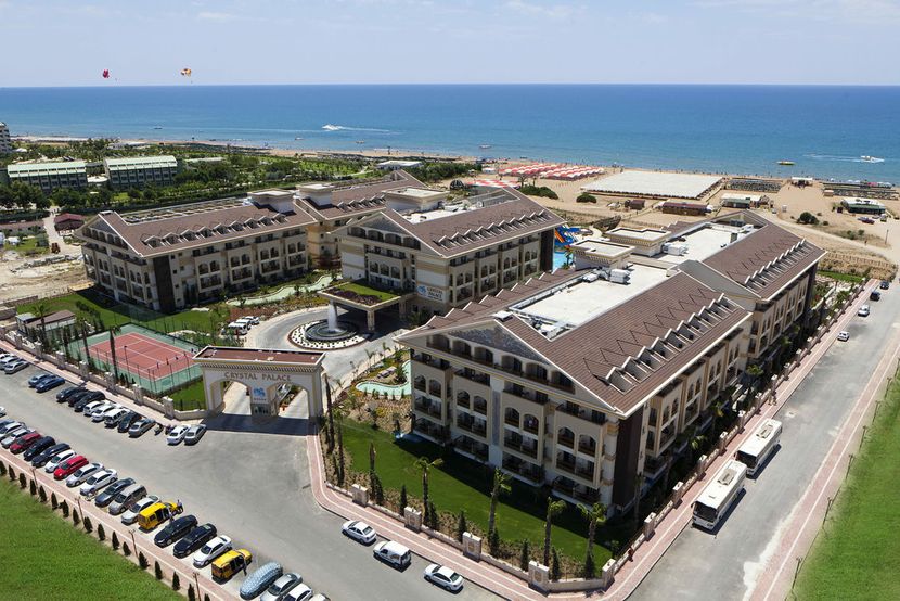 Diamond Excellence Resort & Spa - 3
