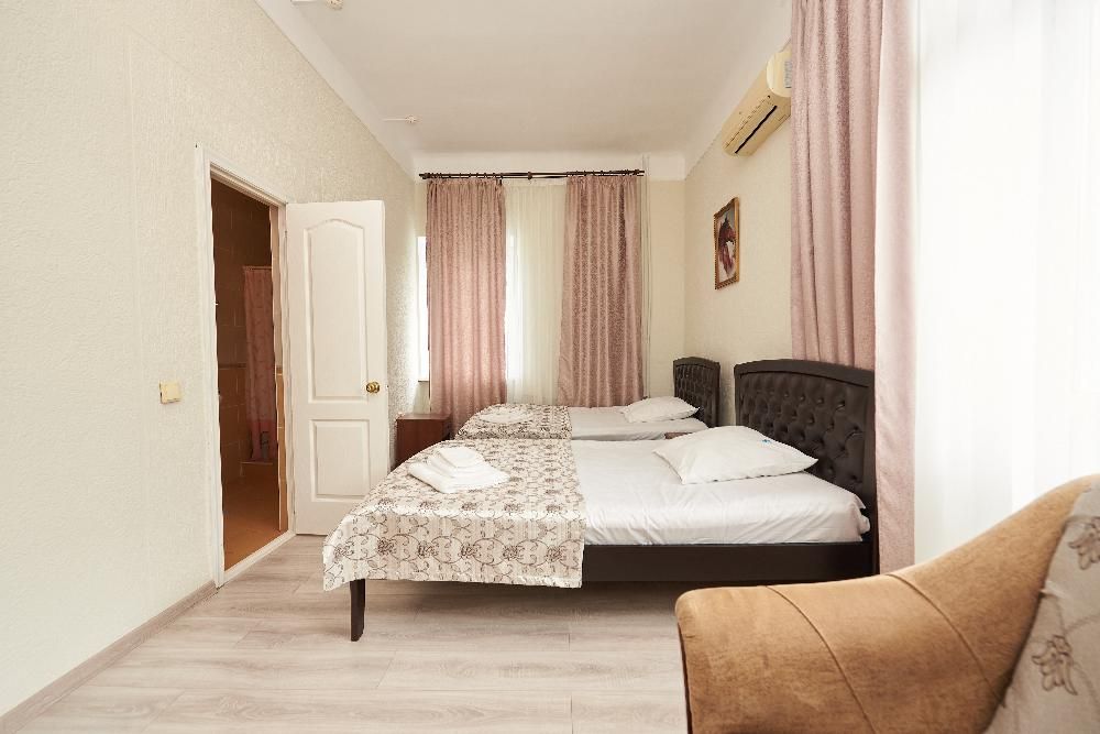 ЦЕНТРОСОЮЗ-ЕССЕНТУКИ, санаторий (размещение с 2 лет, лечение с 4 лет) - 115