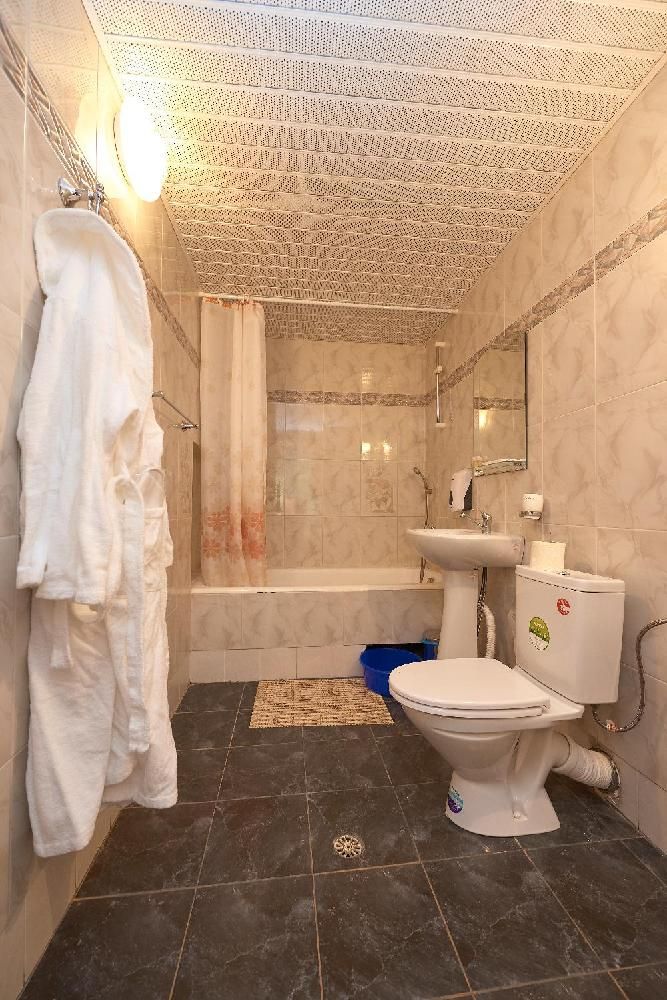 ЦЕНТРОСОЮЗ-ЕССЕНТУКИ, санаторий (размещение с 2 лет, лечение с 4 лет) - 169