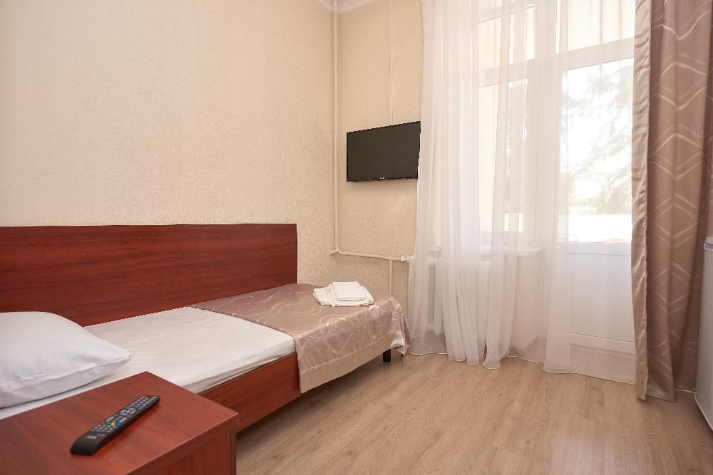 ЦЕНТРОСОЮЗ-ЕССЕНТУКИ, санаторий (размещение с 2 лет, лечение с 4 лет) - 142