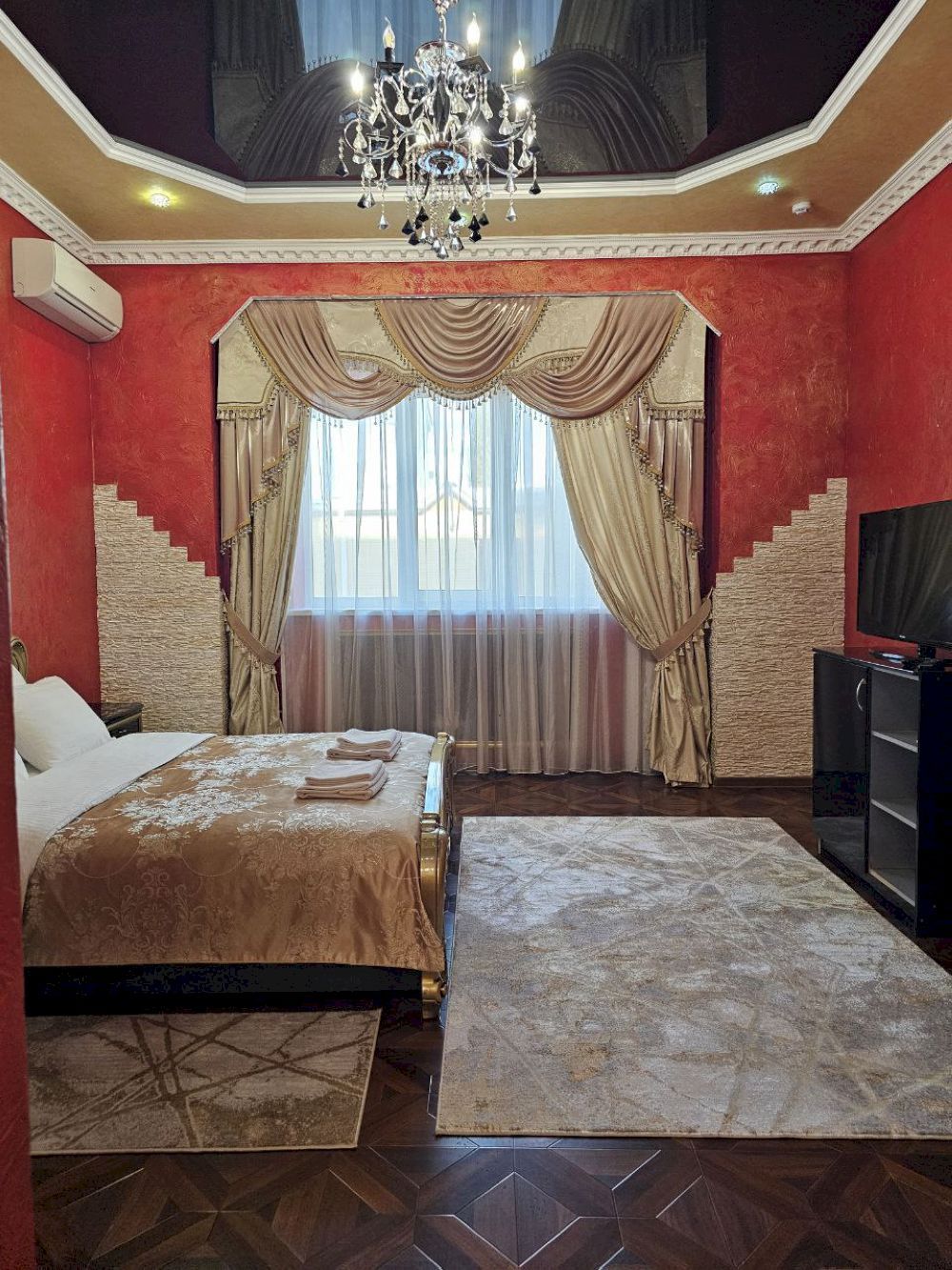 СНЕЖНАЯ КОРОЛЕВА, гостинично-ресторанный комплекс - 42