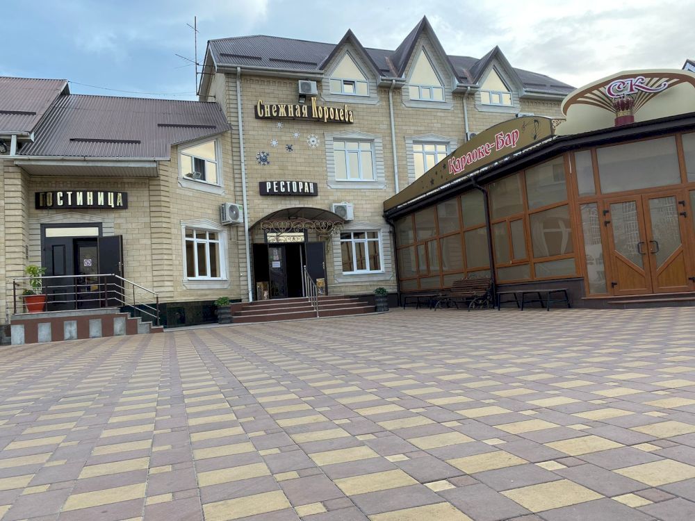 СНЕЖНАЯ КОРОЛЕВА, гостинично-ресторанный комплекс - 1
