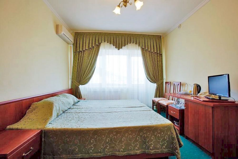 ЮЖНАЯ, гостиница - 16