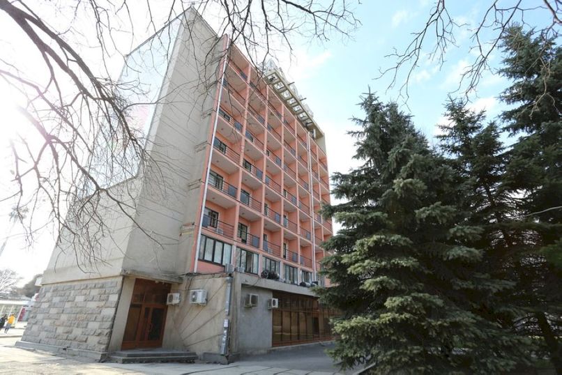 ЮЖНАЯ, гостиница - 1