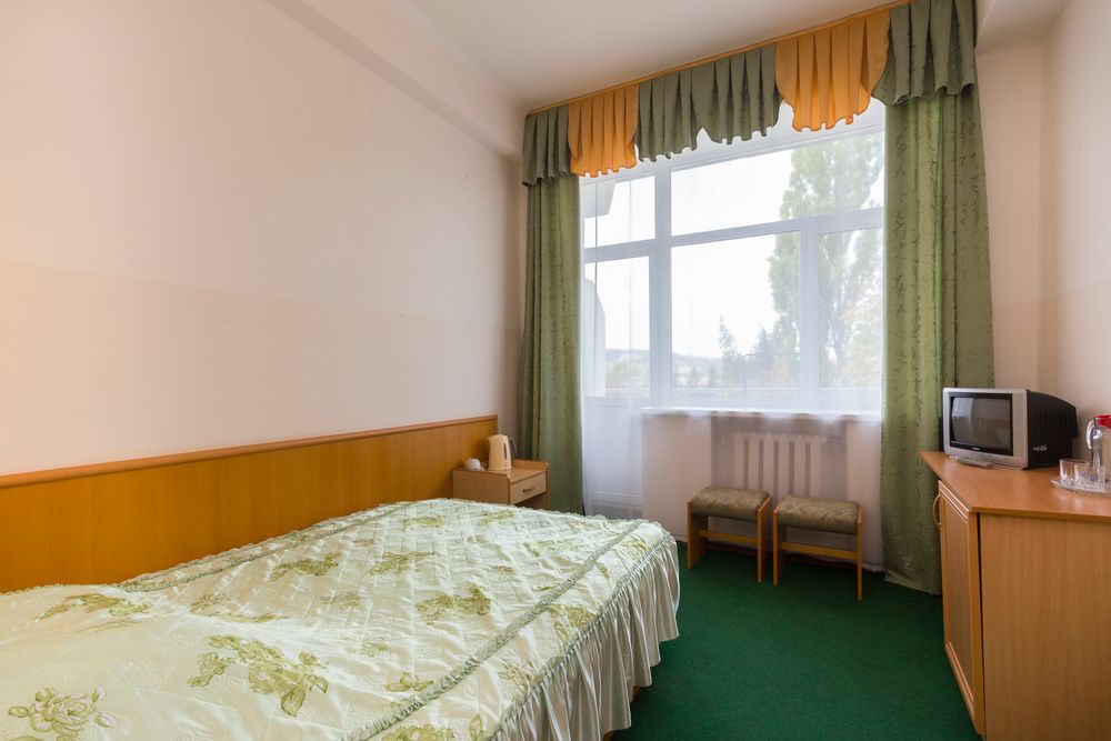 ИМ. Г. ДИМИТРОВА, санаторий - 52