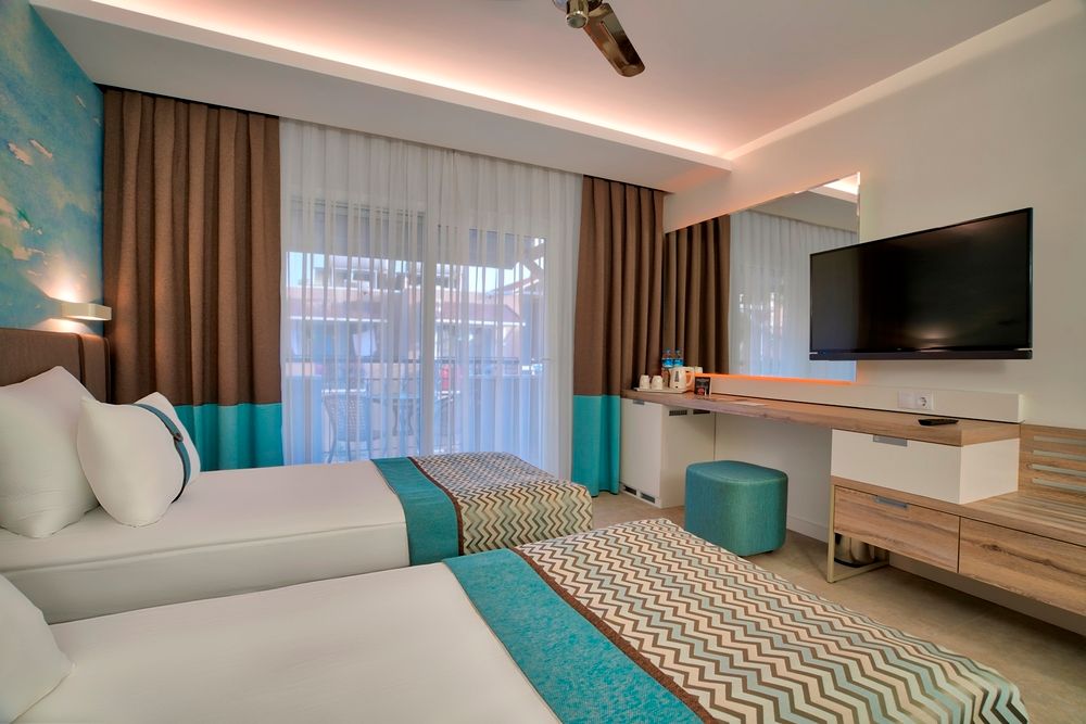 Pirates Beach Club HV - 50