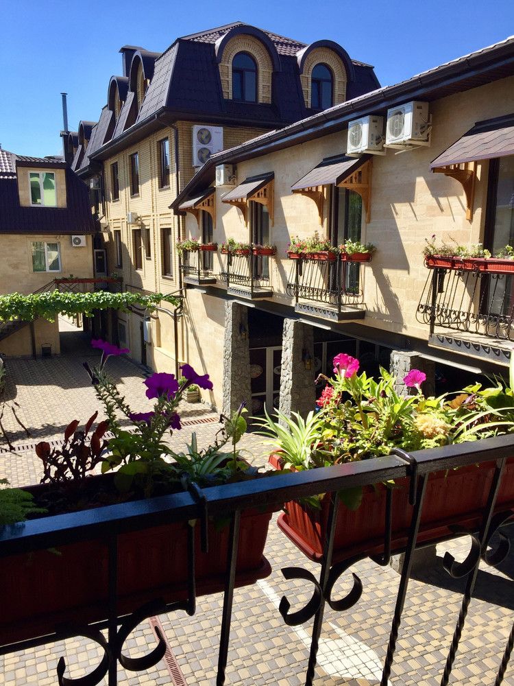 НОЧНОЙ КВАРТАЛ, гостинично-ресторанный комплекс - 3